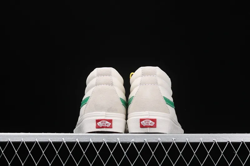 All categories Vans Vans series Vans Mid Vans Sk8 Mid Reissue Vans mid-top VN0A391FTP0 One size too large